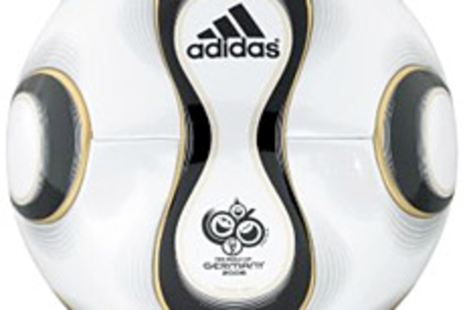 Adidas Teamgeist World Cup Matchball Adidas Teamgeist World Cup Matchball