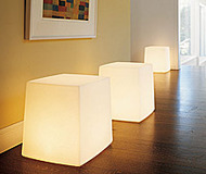 Toto Cube Lamp