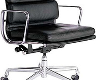 Eames Soft Pad Management Chair