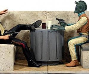Mos Eisley Cantina Bookend Set