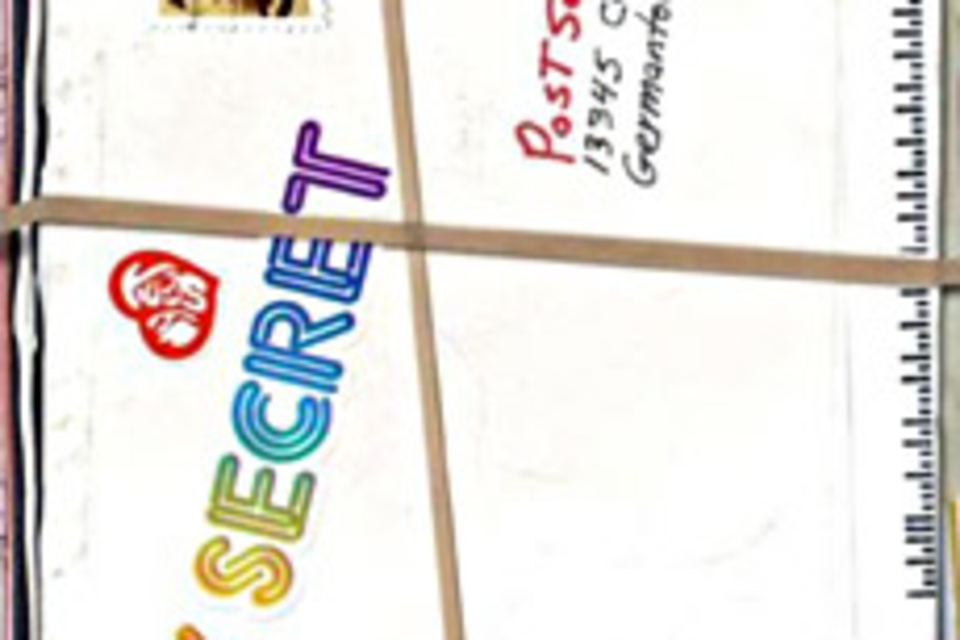 My Secret: A PostSecret Book My Secret: A PostSecret Book