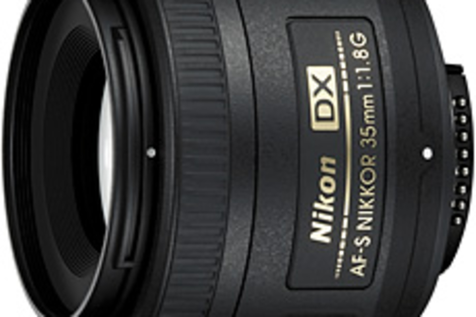 Nikon AF-S DX NIKKOR 35mm f/1.8G Nikon AF-S DX NIKKOR 35mm f/1.8G