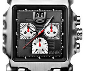 Oakley Minute Machine