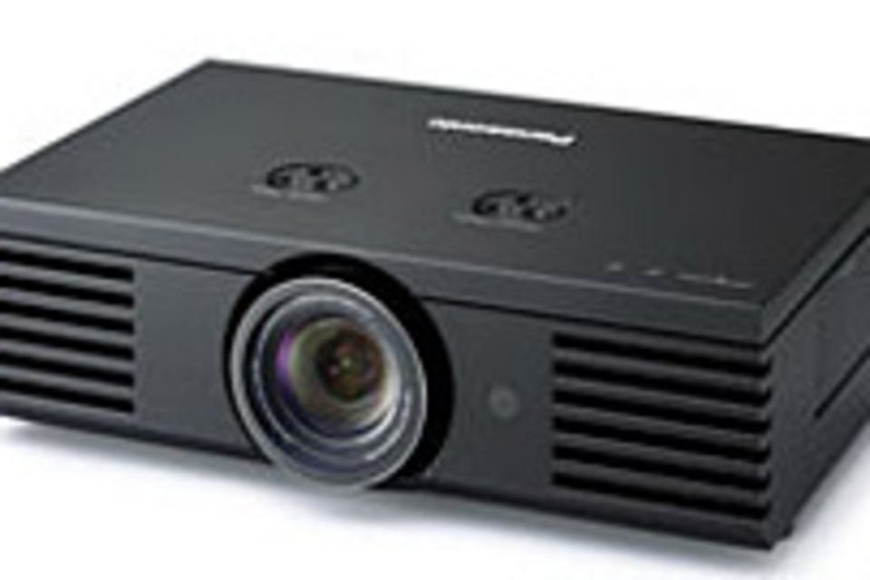 Panasonic PT-AE1000U Projector Panasonic PT-AE1000U Projector