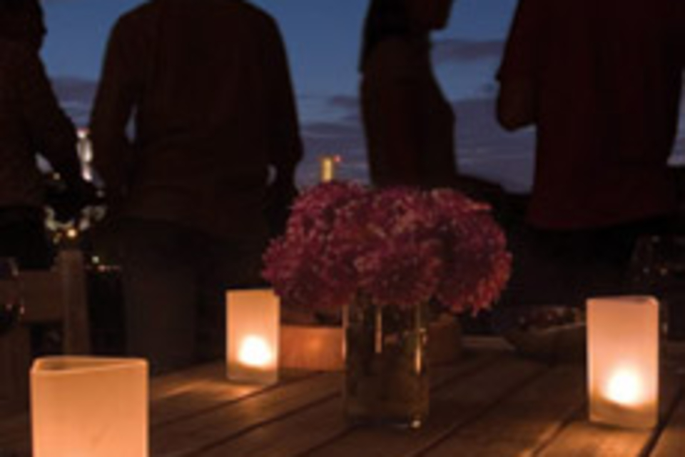 Philips Aurelle Rechargeable LED Candles Philips Aurelle Rechargeable LED Candles
