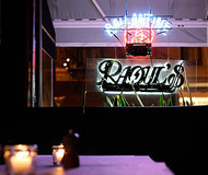 Raoul's