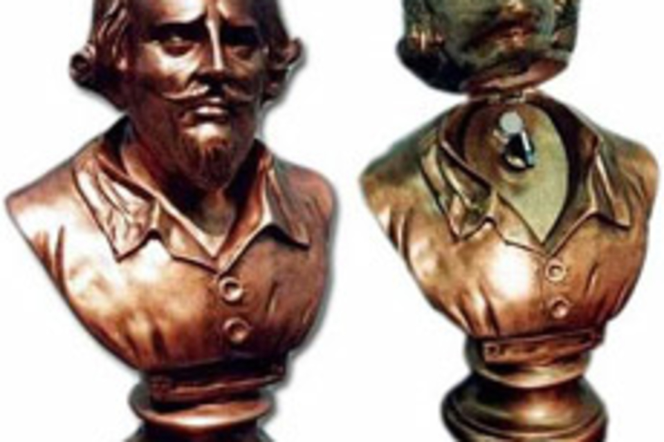 Batman Shakespeare Bust Switch Batman Shakespeare Bust Switch