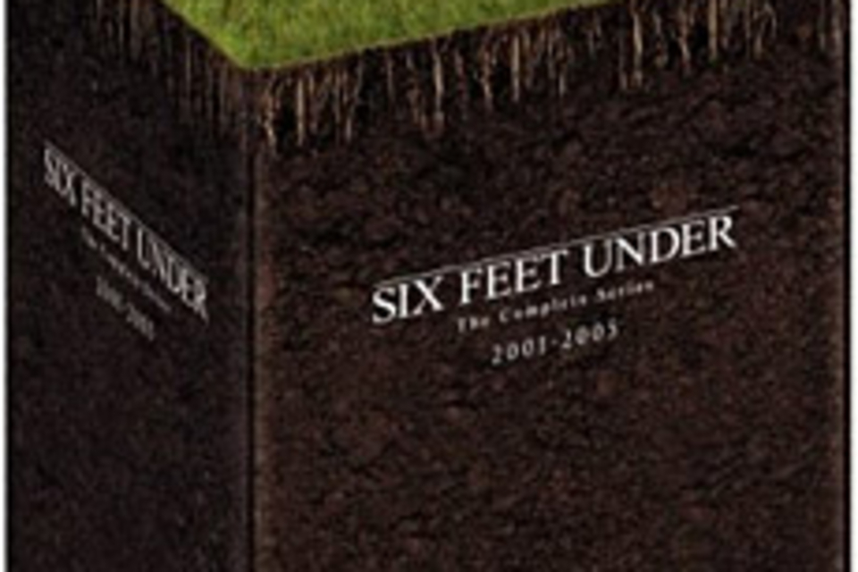 Six Feet Under - The Complete Series Gift Set Six Feet Under - The Complete Series Gift Set