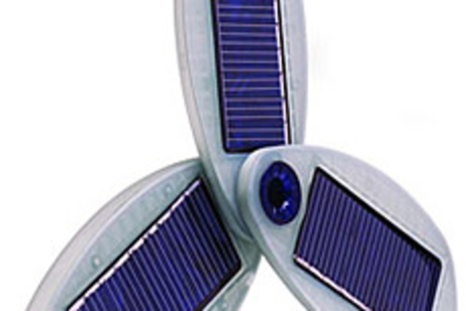 Solio Solar iPod Charger Solio Solar iPod Charger
