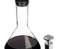 Metrokane V1 Vacuum Decanter