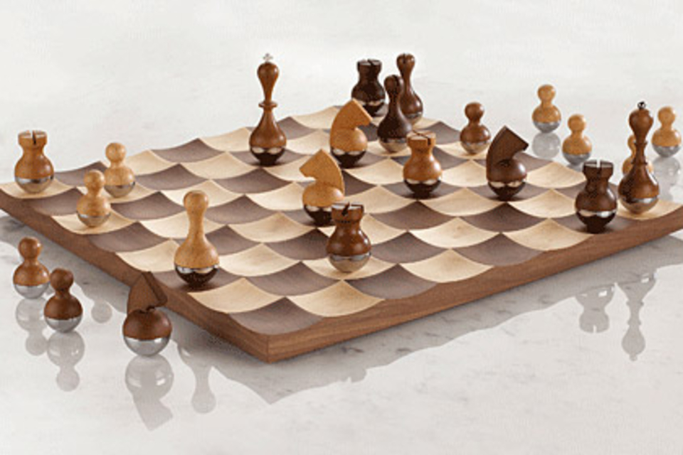 Wobble Chess Set Wobble Chess Set