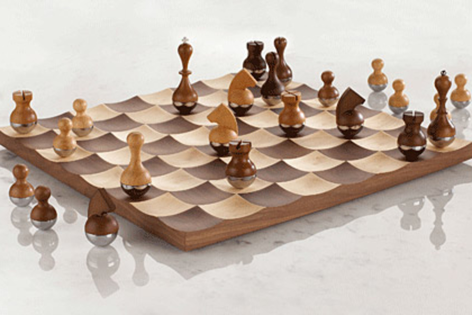 Wobble Chess Set Wobble Chess Set
