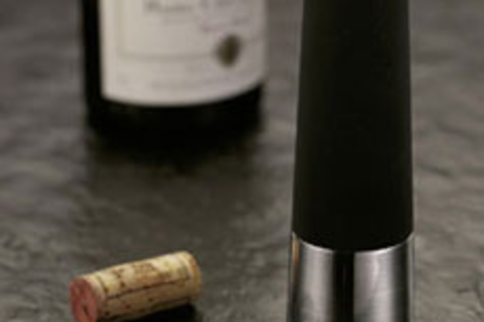 Indispensable Wine Bottle Opener Indispensable Wine Bottle Opener