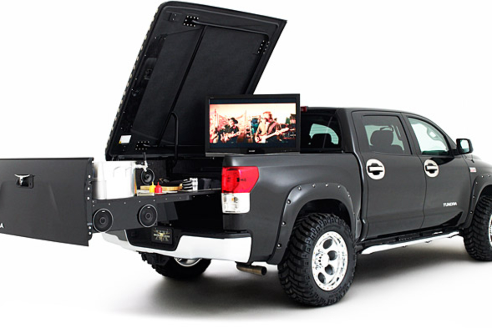 Tundra Midnight Rider Tailgater Tundra Midnight Rider Tailgater