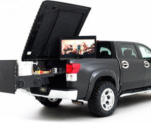 Tundra Midnight Rider Tailgater