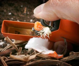 Zippo Emergency Fire Starter Kit