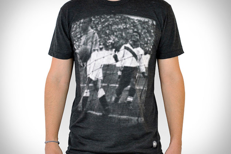 Bumpy Pitch USA vs England T-Shirt Bumpy Pitch USA vs England T-Shirt