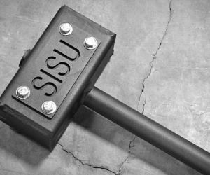 Rogue Sisu War Hammer