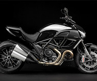 Ducati Diavel Cromo Motorcycle