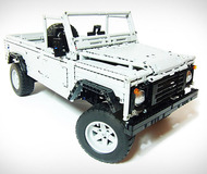 LEGO Land Rover Defender