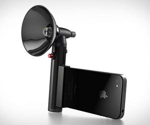 Paparazzo iPhone Light