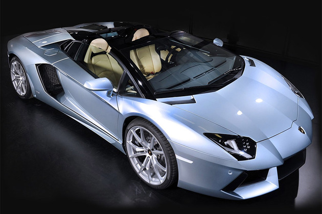 Lamborghini Aventador LP 700-4 Roadster