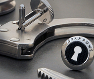 Uncuff Links