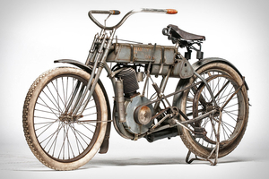 1907 Harley-Davidson Strap Tank Motorcycle