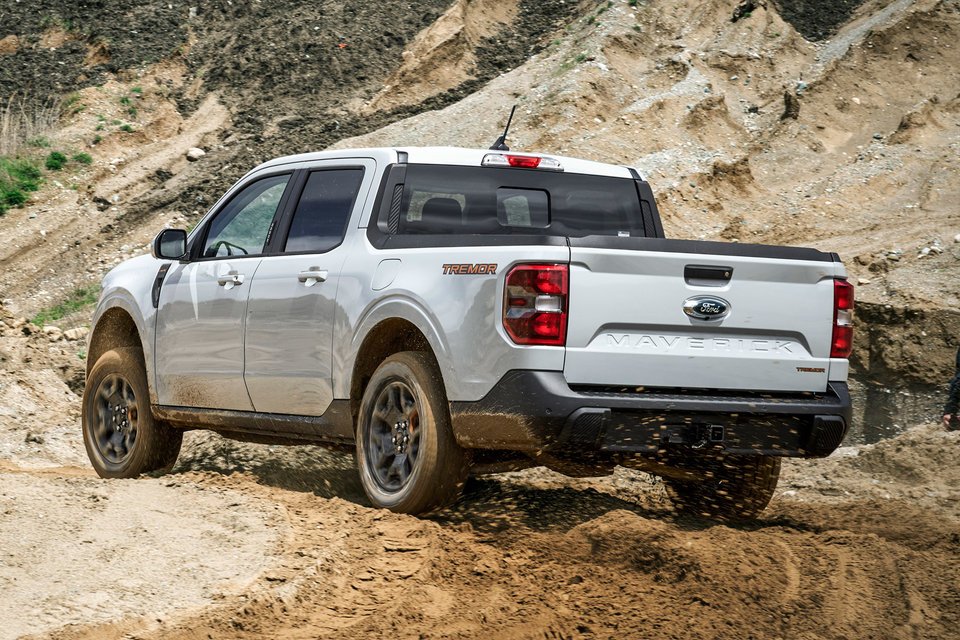 2023 Ford Maverick Tremor Off Road Truck Uncrate