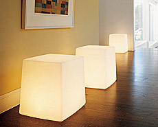 Toto Cube Lamp