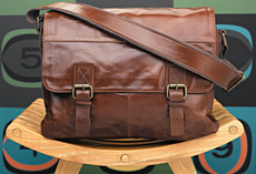 Fossil Perry East/West Messenger