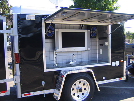 Gameday Customs Ultimate Tailgate