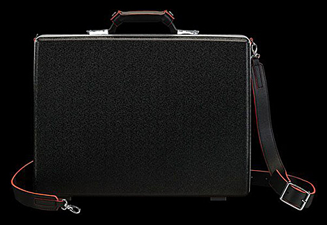 the Samsonite Male Attache