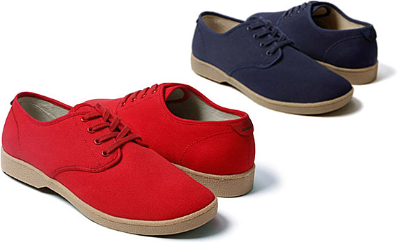Supreme Canvas Shoe