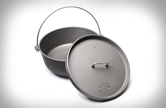 GSI Outdoor Dutch Oven