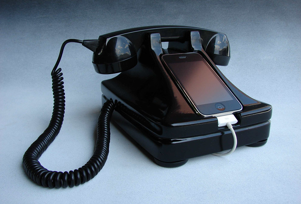 iRetrofone Base