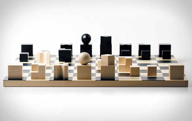 Naef Bauhaus Chess Set