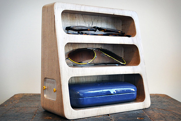 Bushakan Eyewear Stands