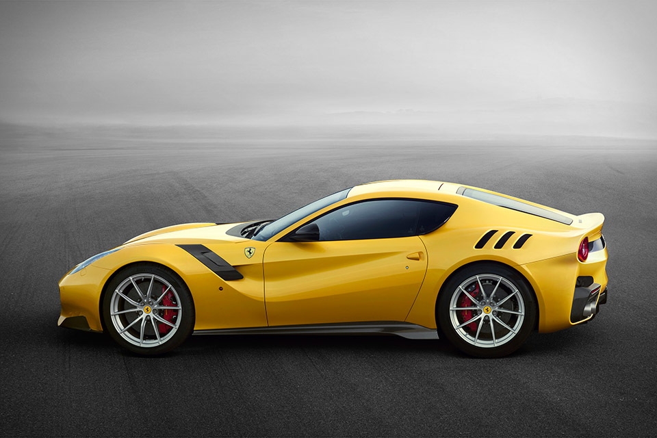 ferrari-f12tdf-2.jpg