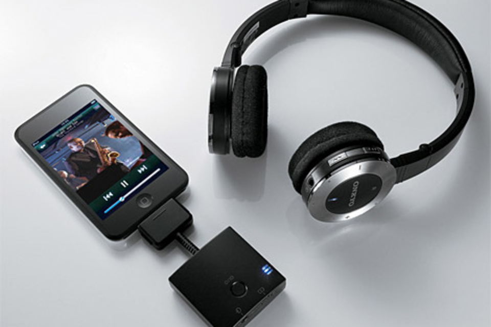 Onkyo Bluetooth iPod Headphones