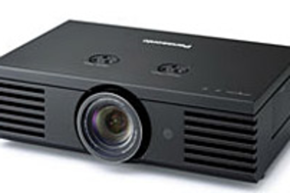 Panasonic PT-AE1000U Projector