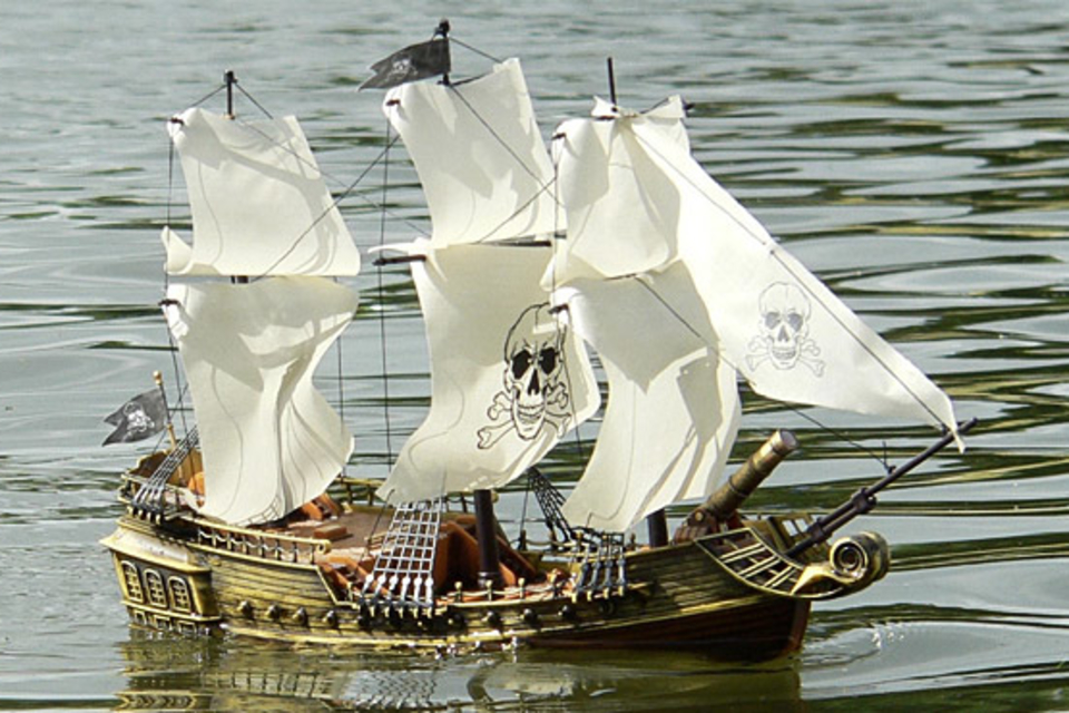 Remote Controlled Pirate Ship Remote Controlled Pirate Ship