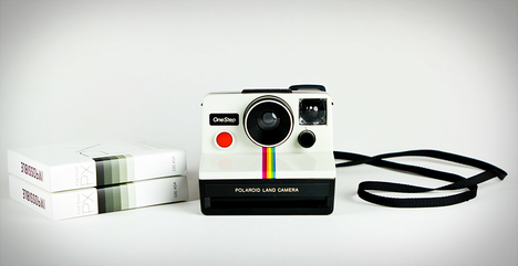 Polaroid SX-70 OneStep Land Camera Polaroid SX-70 OneStep Land Camera
