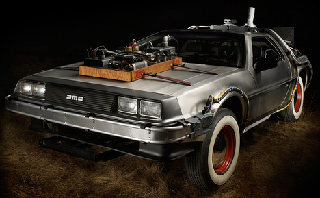 DeLorean Time Machine DeLorean Time Machine