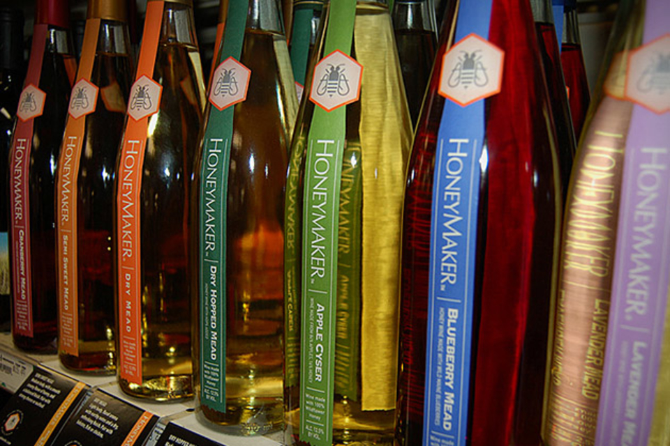 HoneyMaker Mead Uncrate