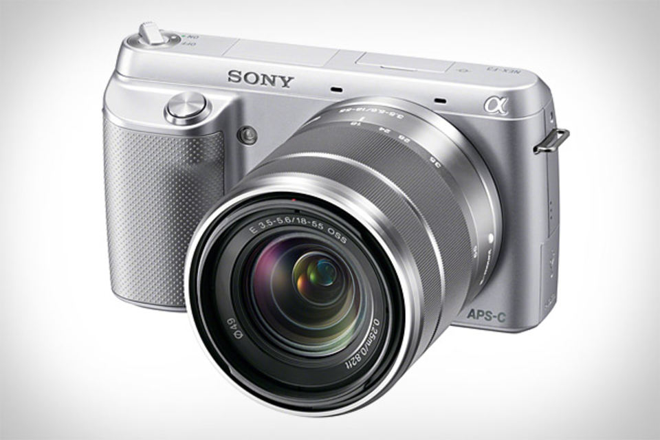 Sony Alpha NEX-F3 Camera