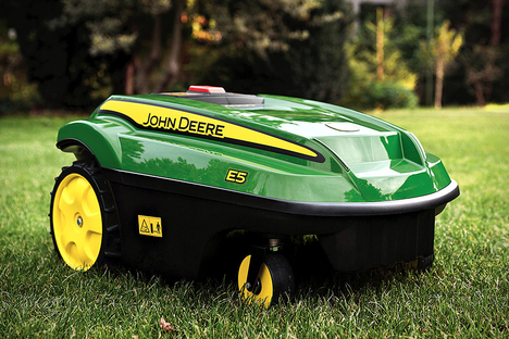 John Deere Tango E5 Autonomous Mower John Deere Tango E5 Autonomous Mower