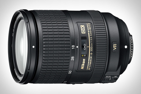 Nikon 18-300mm VR Super Zoom Lens Nikon 18-300mm VR Super Zoom Lens