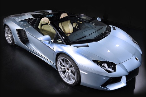 Lamborghini Aventador LP 700-4 Roadster Lamborghini Aventador LP 700-4 Roadster