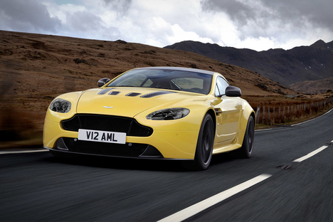 Aston Martin V12 Vantage S Aston Martin V12 Vantage S